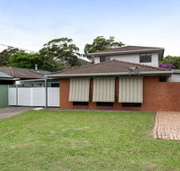 'Willows At The Bay' 111 Horace St - Large House with Aircon WIFI and Boat Parking. - Lennox Head Accommodation