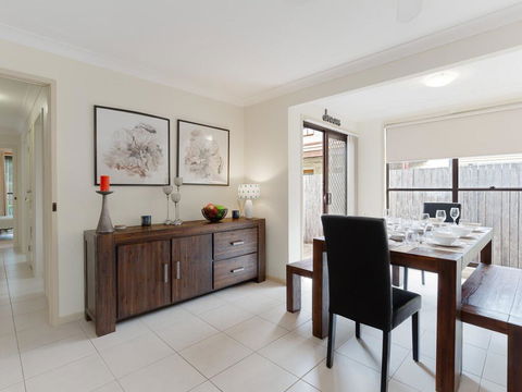 'Willows At The Bay' 111 Horace St - Large House With Aircon, WIFI And Boat Parking. - Lennox Head Accommodation 2