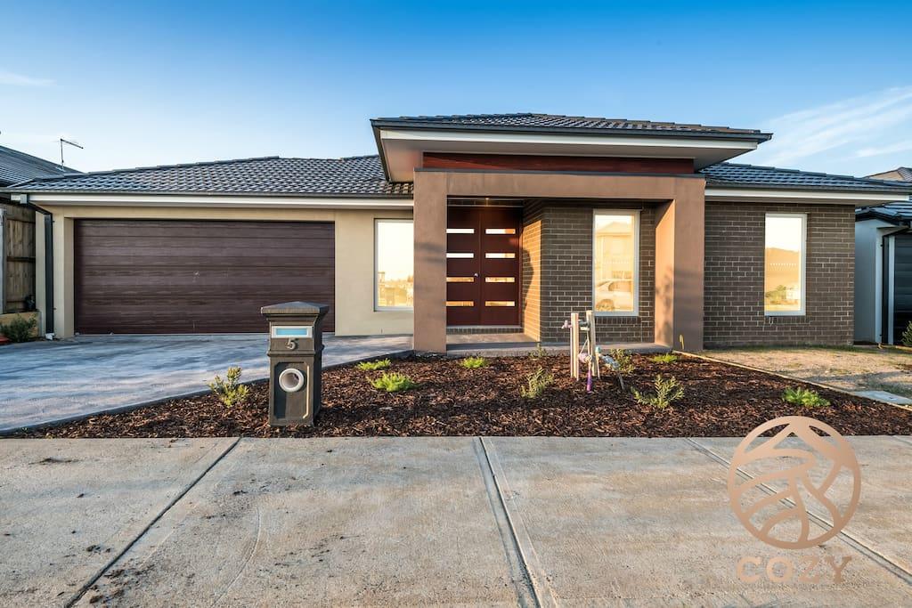 Arthurs Creek VIC Lennox Head Accommodation