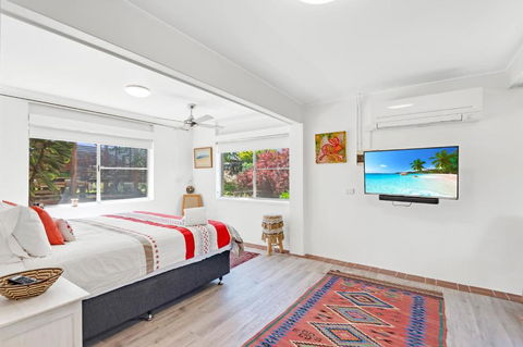 Beach Views - Lennox Head Accommodation 3