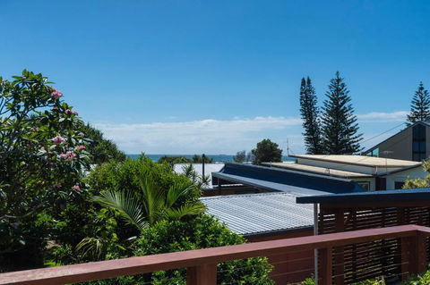 Beach Views - Lennox Head Accommodation 1