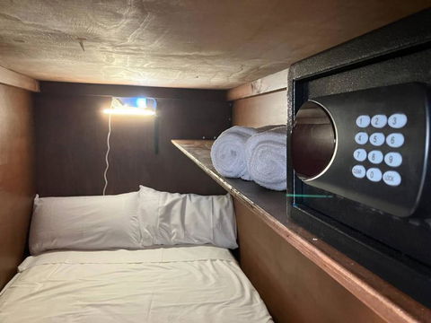 C And C Backpack - Lennox Head Accommodation 3