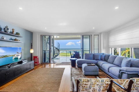 Costa Del Sol - Beachfront Lennox Head - Lennox Head Accommodation 2