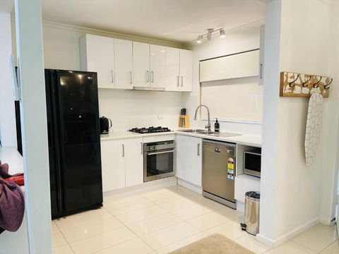 D101 Charming Apartment- Free Parking - Lennox Head Accommodation 1