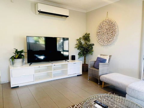 D119 Silver Birch Family Stay - Lennox Head Accommodation 3