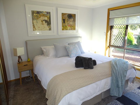 3 Pears On The Park McLaren Vale - Lennox Head Accommodation 0