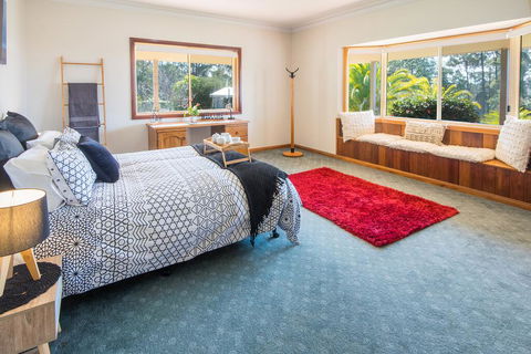 32 Zachary Drive Farm Stay Iconic Water Views - Lennox Head Accommodation 1