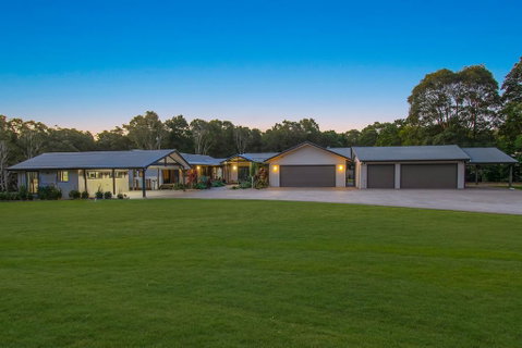 A PERFECT STAY - Lennox Unique Coastal Retreat - Lennox Head Accommodation 2