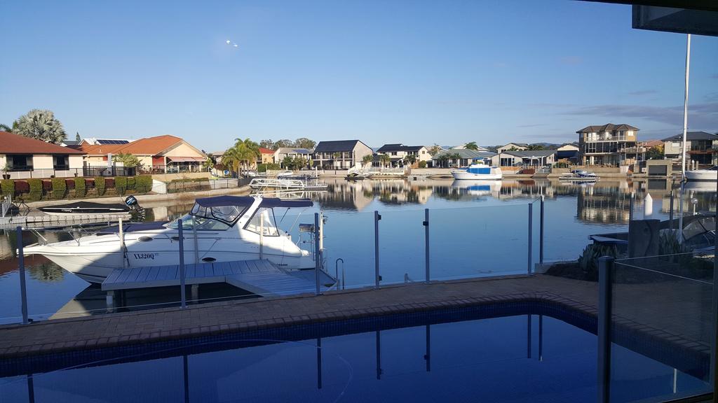 Paradise Point QLD Lennox Head Accommodation