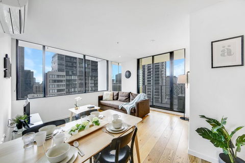 A Stylish 2BR CBD Apt With Beautiful City Views - Lennox Head Accommodation 0