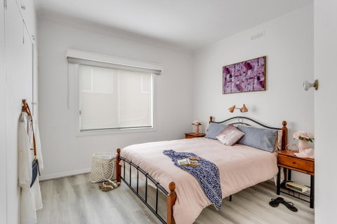 A Wave From It All - Lennox Head Accommodation 0