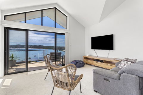 Above And Beyond - Beautiful Home With Pool - Lennox Head Accommodation 1