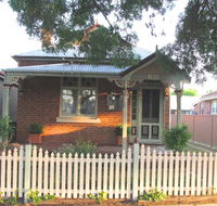 Acacia Cottage on Peel Bathurst - Lennox Head Accommodation