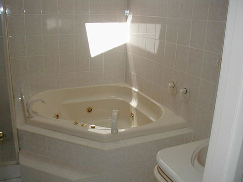 Accommodation Sydney North - Forestville 4 Bedroom 2 Bathroom House - Lennox Head Accommodation 3