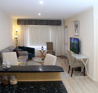 ADELAIDE CBD APARTMENT - 3BR 2BATH  CARPARK - Lennox Head Accommodation