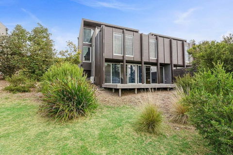 DREW Golfers Delight Close To St Andrews Beach - Lennox Head Accommodation 1