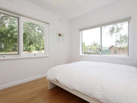 DROMANA BEACH SHACK - Lennox Head Accommodation 4