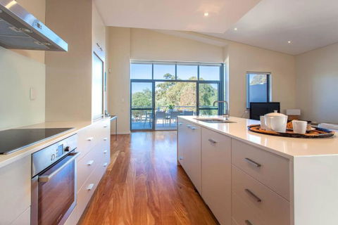 Eagle Escape I Private Properties - Lennox Head Accommodation 3