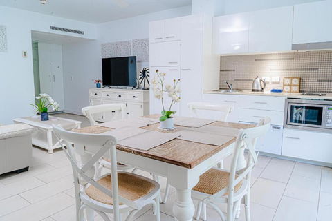 DRIFT PALM COVE- Private 2 Bed -Apartment 2204 - Lennox Head Accommodation 1