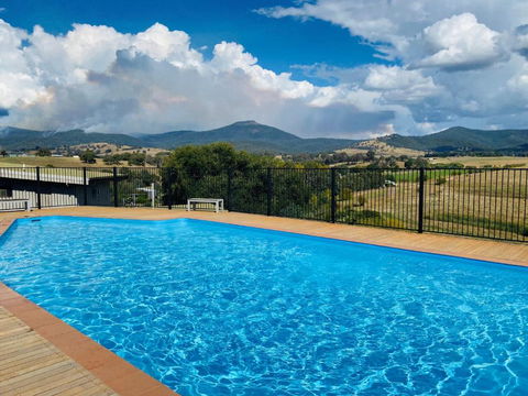 ELM Accommodation - Merrijig - Lennox Head Accommodation 0