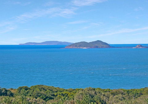 ESCAPE WITH A VIEW - Lennox Head Accommodation 3