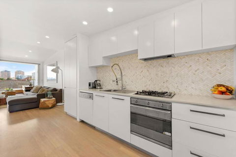 Fab Penthouse Near Bondi / Bronte, Shops & Bars - Lennox Head Accommodation 1