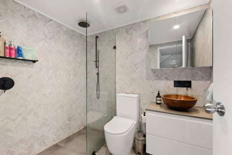 Fab Penthouse Near Bondi / Bronte, Shops & Bars - Lennox Head Accommodation 3