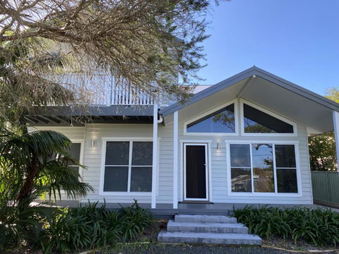 FAIR11W - Fairlight House - Lennox Head Accommodation 0