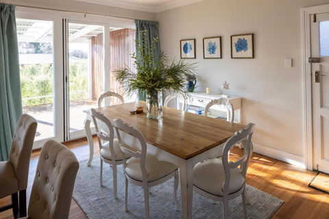 FOREST CORNER - 3 BEDROOM WEATHERBOARD, TRENTHAM - Lennox Head Accommodation 1