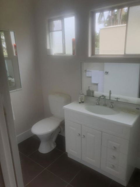 FRANGIPANI HOUSE - Lennox Head Accommodation 3