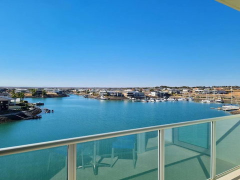 Glam Apartment 21 - Lennox Head Accommodation 3