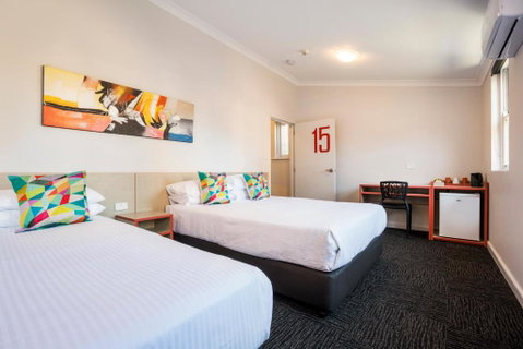 Granville Hotel - Lennox Head Accommodation 2