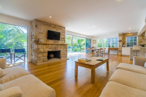 Hidden Beauty - Waterfront - Lennox Head Accommodation 2