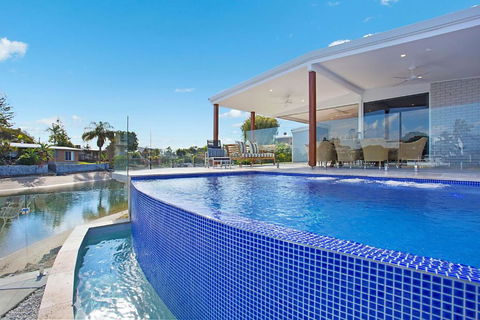 INCREDIBLE VALUE - Perfect For Large Families - Lennox Head Accommodation 0