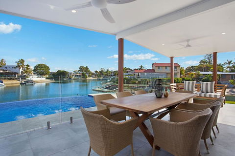 INCREDIBLE VALUE - Perfect For Large Families - Lennox Head Accommodation 1