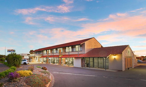 Alexander Motel Whyalla - Lennox Head Accommodation 0
