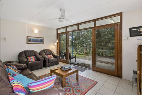 Allamanda Cottage - Lennox Head Accommodation 2