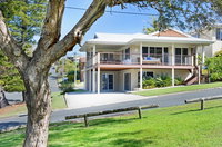 Book Bonny Hills Accommodation Vacations Lennox Head Accommodation Lennox Head Accommodation