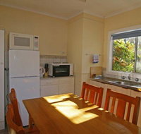 Alpine Park Riverside Cottages - Lennox Head Accommodation