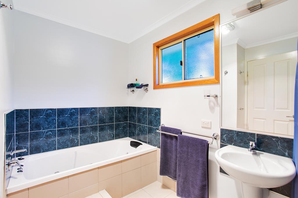 Amamoor QLD Lennox Head Accommodation