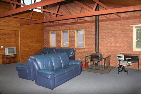 Apollo Bay Backpackers Lodge - Lennox Head Accommodation 1