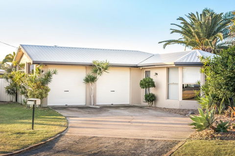 Apurla Hervey Bay - Located At The Point - Lennox Head Accommodation 2