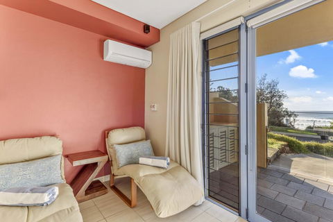 Aqua Shores Studio - Lennox Head Accommodation 2