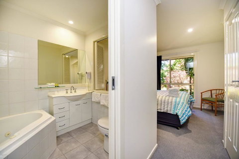 Aqualuna Beach Resort - Unit 25 - Lennox Head Accommodation 1