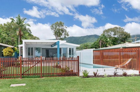 Arlington Beach House - Lennox Head Accommodation 1