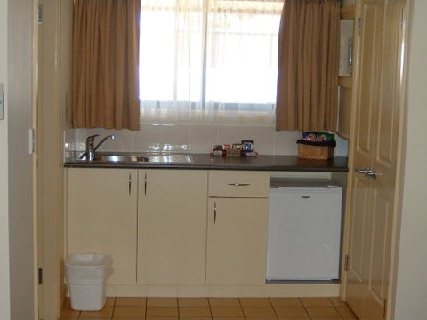 Armidale Pines Motel - Lennox Head Accommodation 2