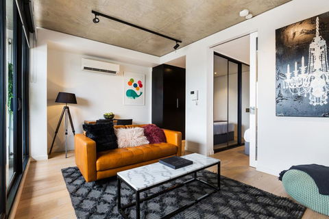 Artsy Apartment CBD City Views And Balcony - Lennox Head Accommodation 0