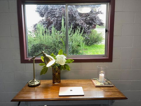 MAGNOLIA HOUSE ON THE CREEK - STANTHORPE - Lennox Head Accommodation 3