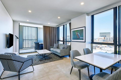 Meriton Suites Liverpool - Lennox Head Accommodation 1