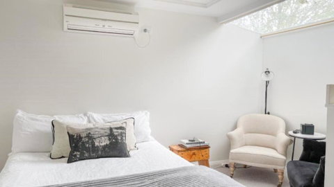 Neds Nook - Lennox Head Accommodation 0